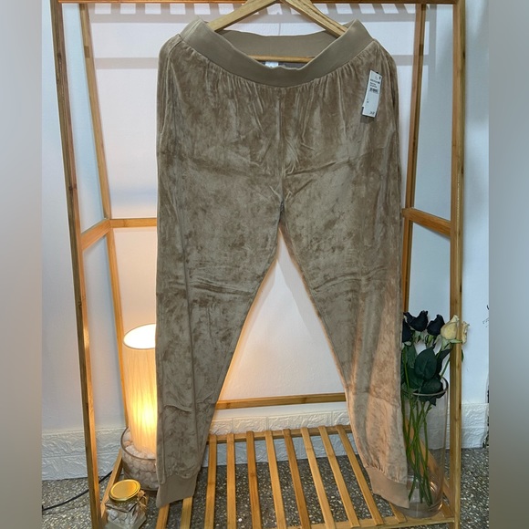 Abound Sweatpants Jogger’s. Size- L - Picture 4 of 13